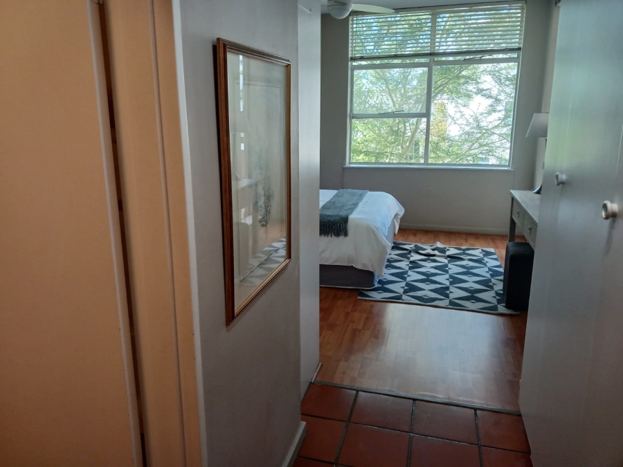 To Let 2 Bedroom Property for Rent in Sandhurst Gauteng