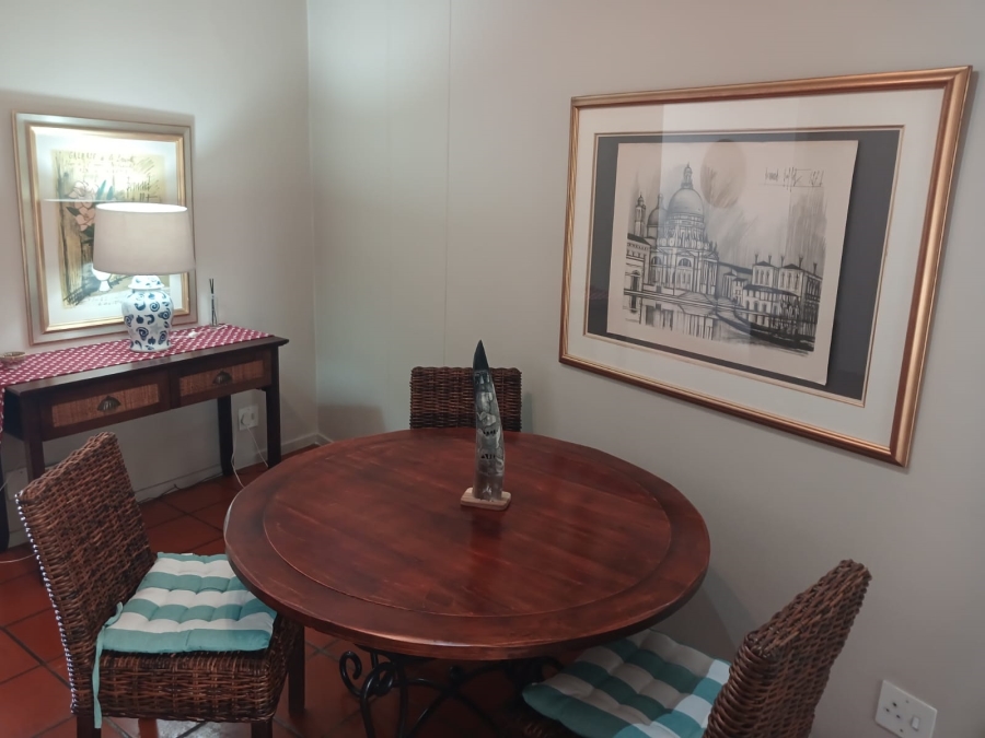 To Let 2 Bedroom Property for Rent in Sandhurst Gauteng