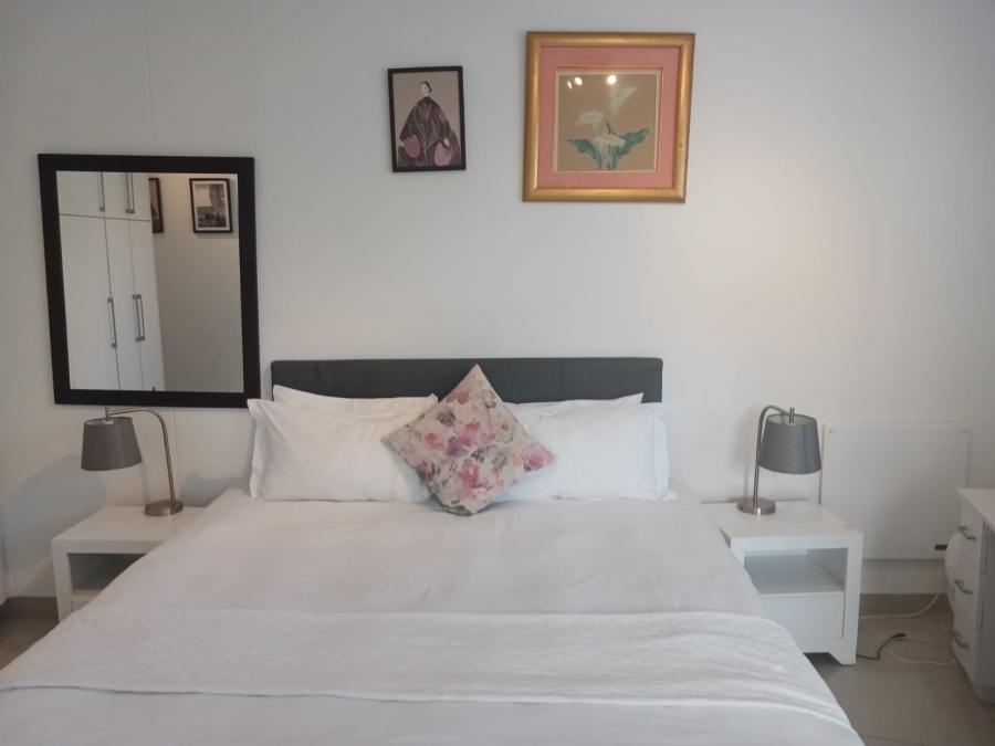 2 Bedroom Property for Sale in Sandhurst Gauteng