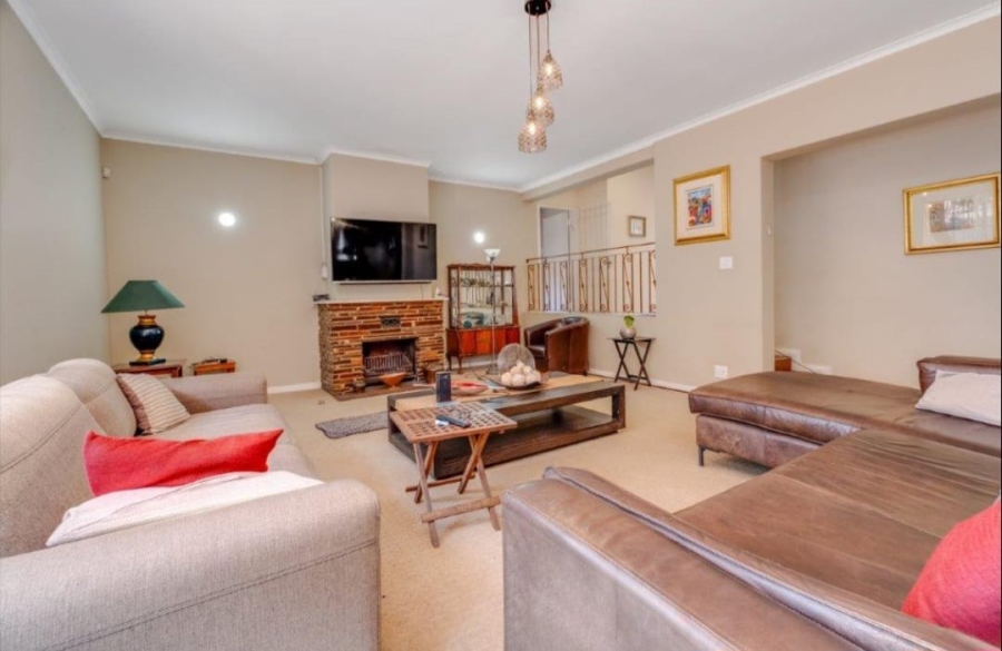 4 Bedroom Property for Sale in Savoy Estate Gauteng