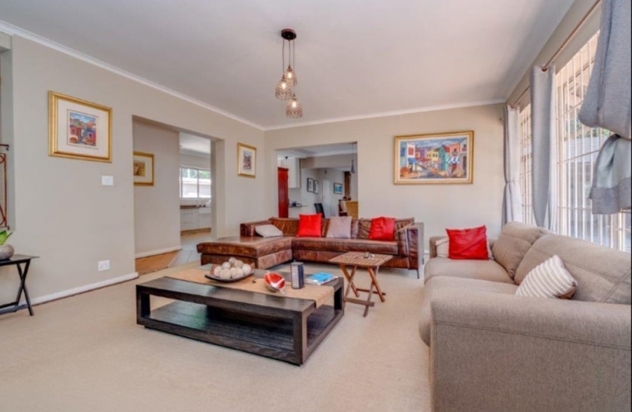 4 Bedroom Property for Sale in Savoy Estate Gauteng