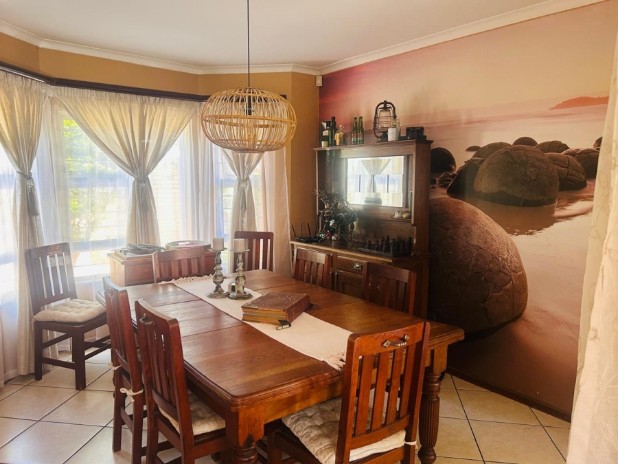 3 Bedroom Property for Sale in Eldoraigne Gauteng