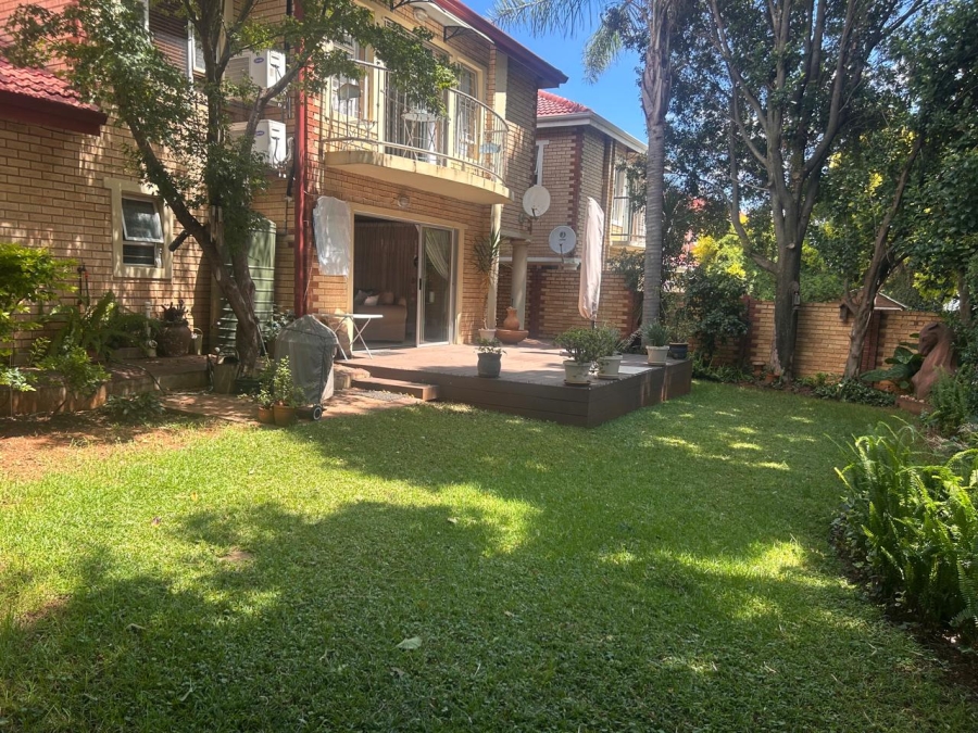 3 Bedroom Property for Sale in Eldoraigne Gauteng