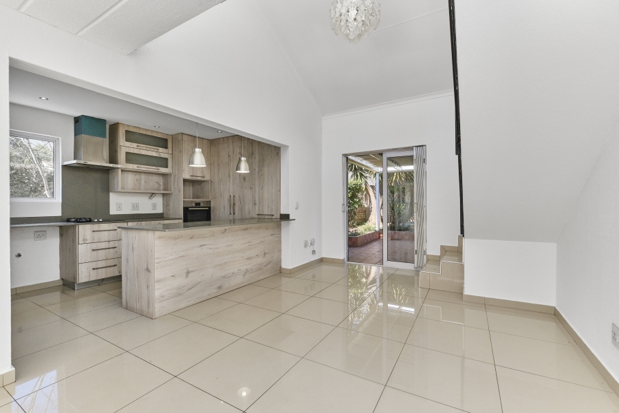 3 Bedroom Property for Sale in Barbeque Downs Gauteng