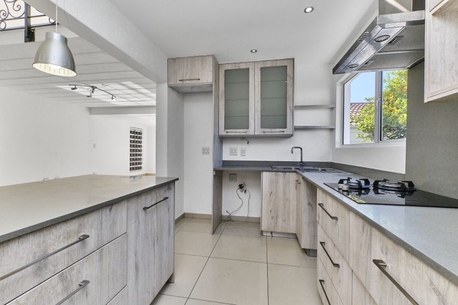 3 Bedroom Property for Sale in Barbeque Downs Gauteng