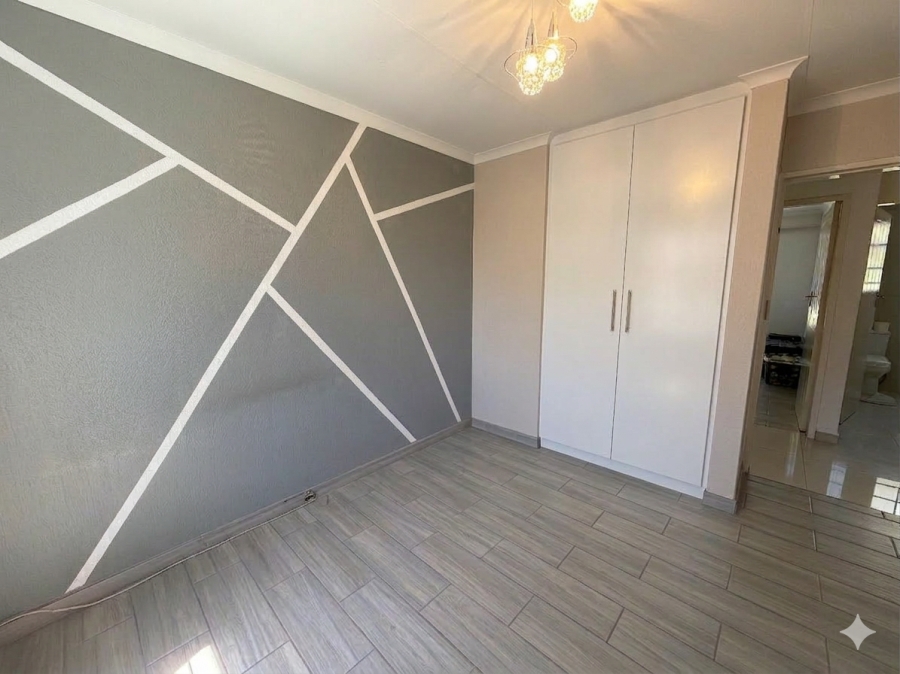 3 Bedroom Property for Sale in Barbeque Downs Gauteng