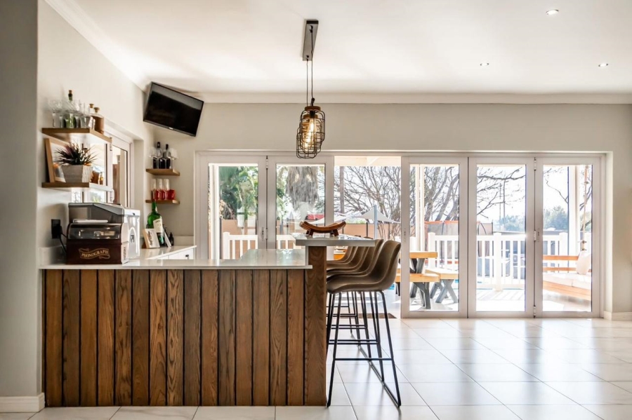 4 Bedroom Property for Sale in Eldoraigne Gauteng