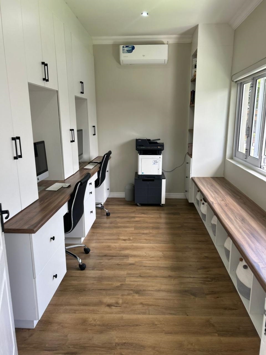 4 Bedroom Property for Sale in Eldoraigne Gauteng