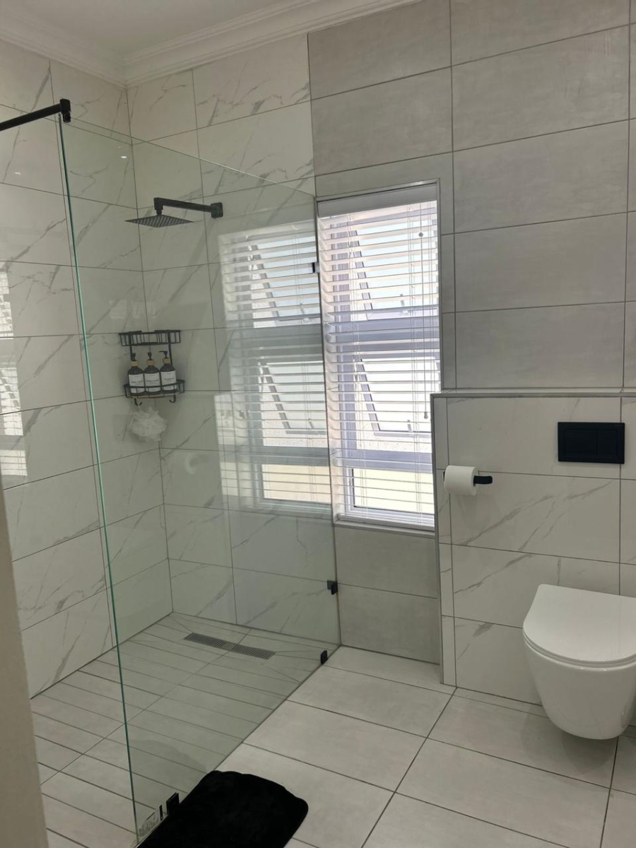 4 Bedroom Property for Sale in Eldoraigne Gauteng