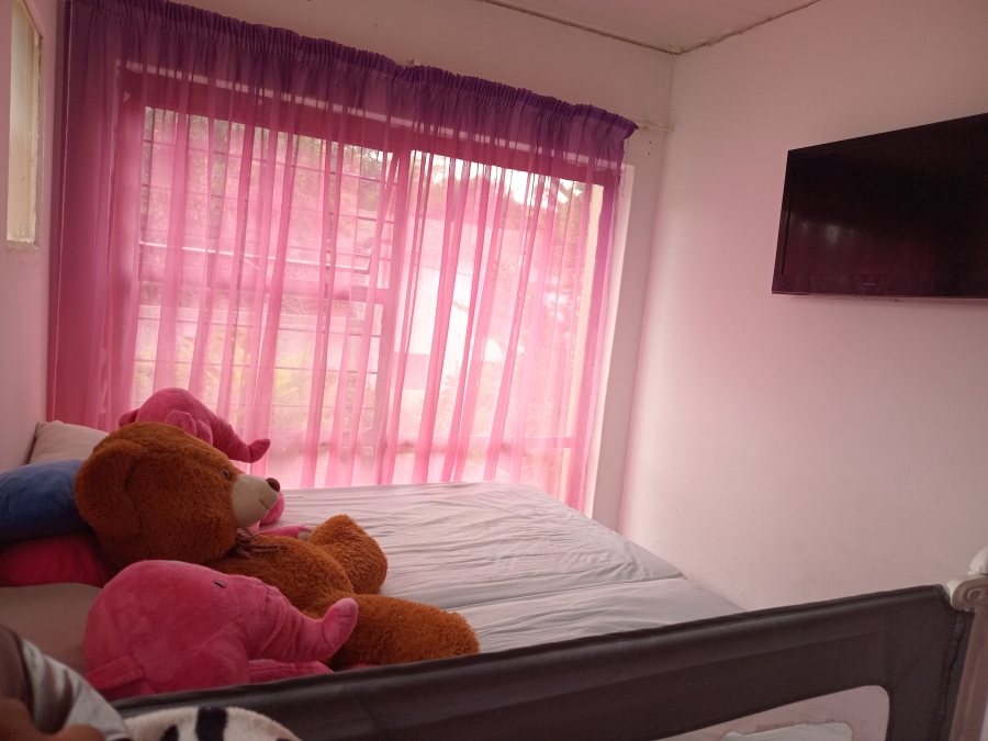 2 Bedroom Property for Sale in Kew Gauteng