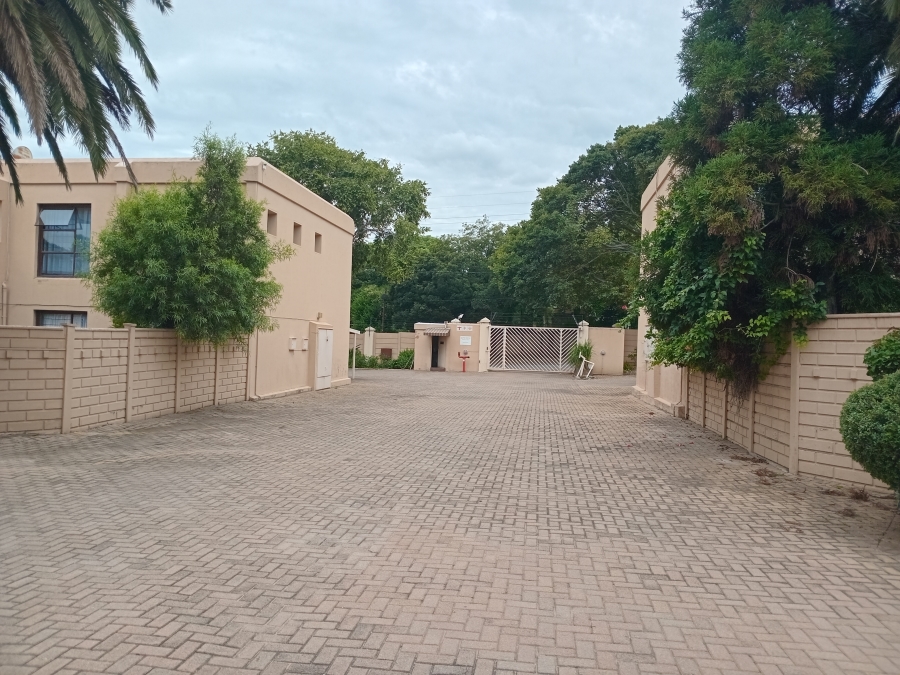 2 Bedroom Property for Sale in Kew Gauteng