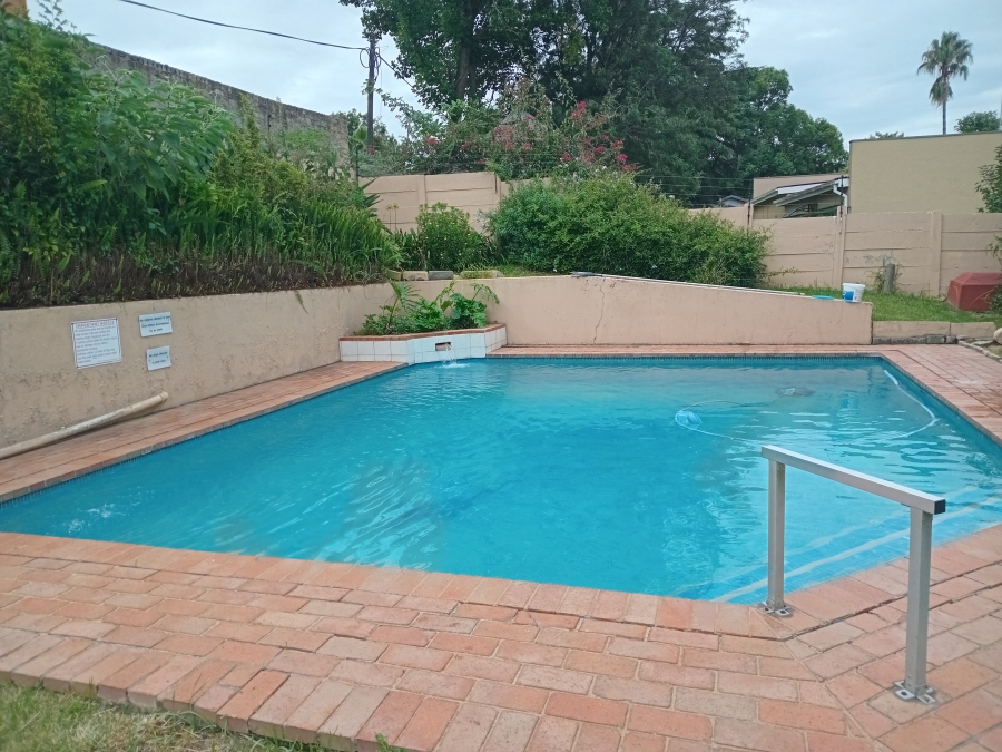 2 Bedroom Property for Sale in Kew Gauteng