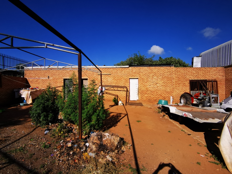 Commercial Property for Sale in Anchorville Gauteng