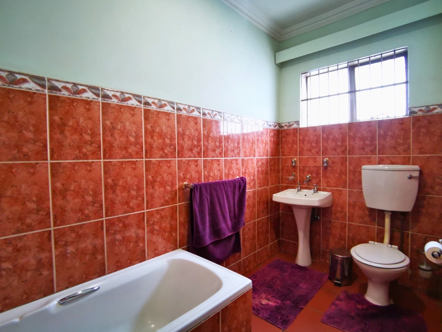 Commercial Property for Sale in Wychwood Gauteng