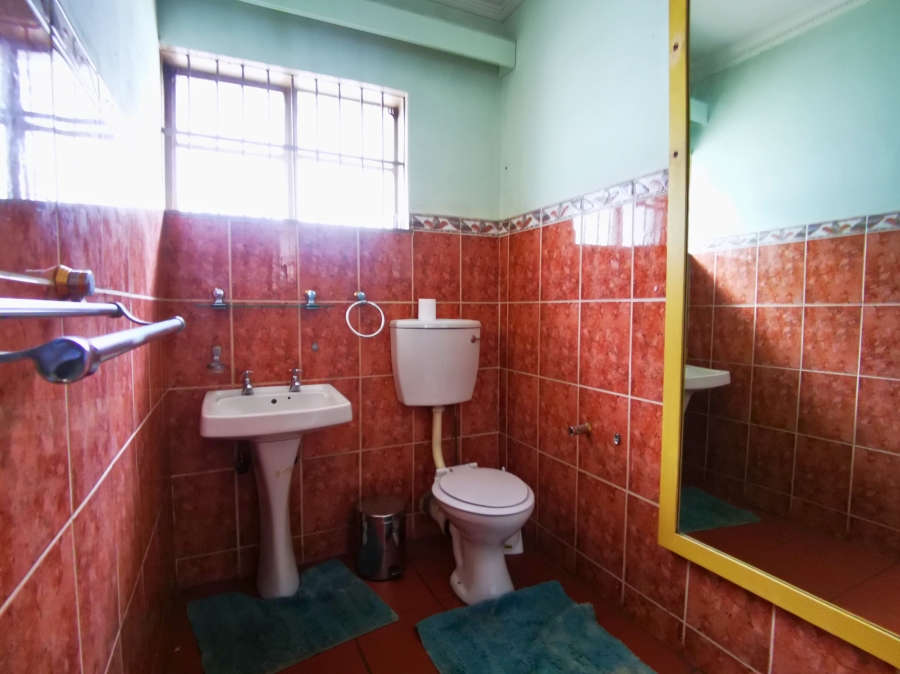 Commercial Property for Sale in Wychwood Gauteng