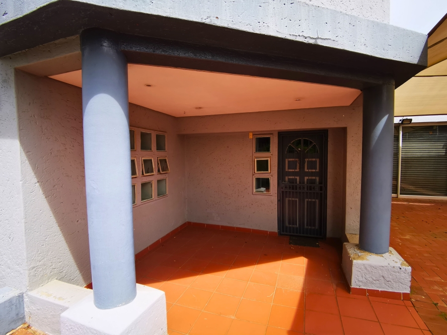 Commercial Property for Sale in Wychwood Gauteng