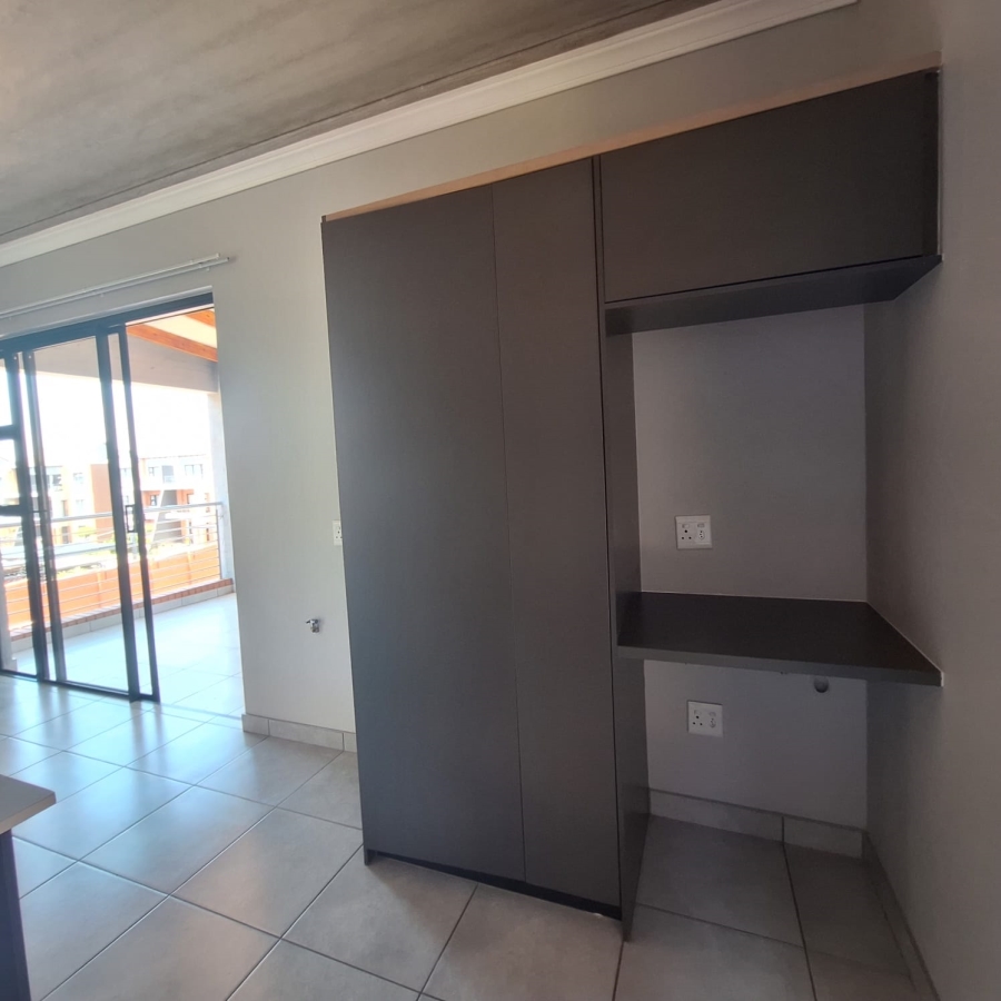 To Let 3 Bedroom Property for Rent in Boardwalk Villas Gauteng