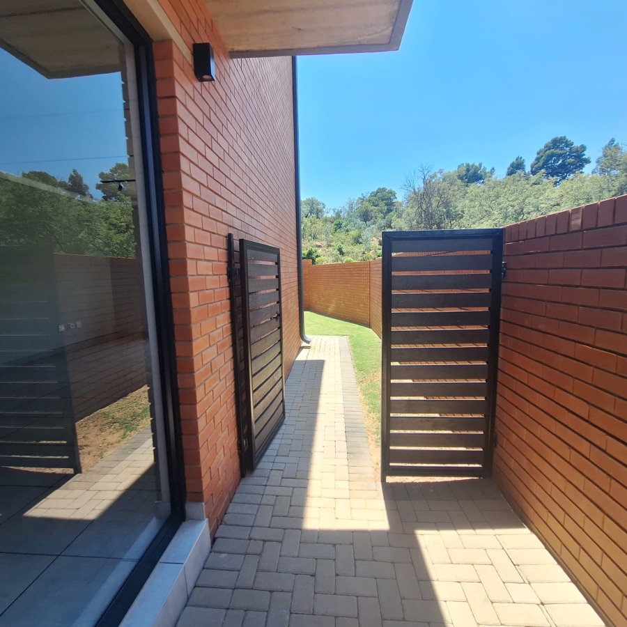 To Let 3 Bedroom Property for Rent in Boardwalk Villas Gauteng