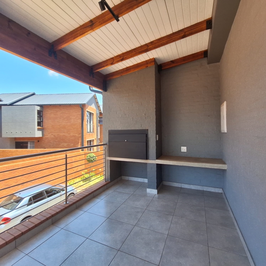 To Let 3 Bedroom Property for Rent in Boardwalk Villas Gauteng