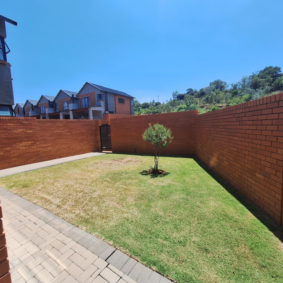 To Let 3 Bedroom Property for Rent in Boardwalk Villas Gauteng