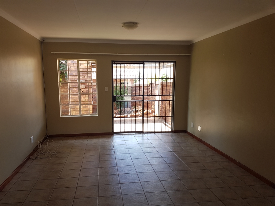 3 Bedroom Property for Sale in Magalieskruin Gauteng