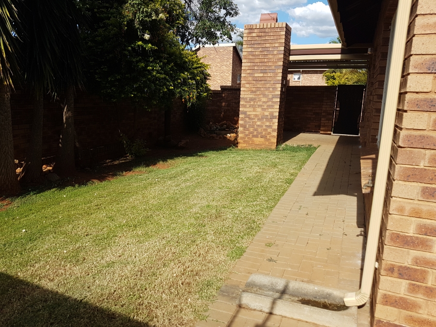 3 Bedroom Property for Sale in Magalieskruin Gauteng