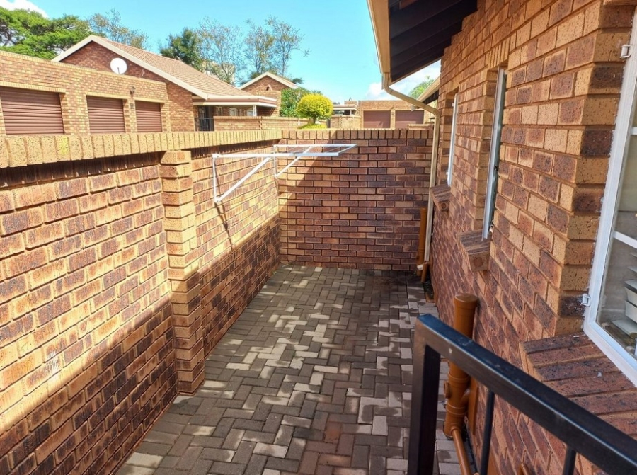 3 Bedroom Property for Sale in Magalieskruin Gauteng