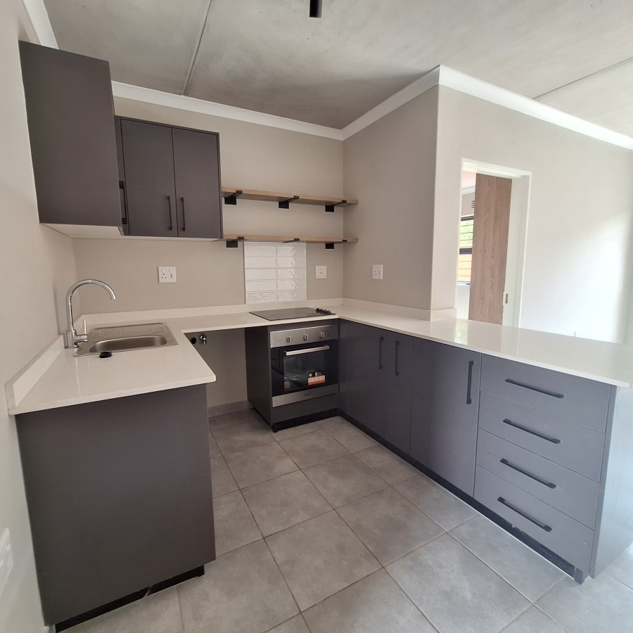 To Let 2 Bedroom Property for Rent in Sinoville Gauteng