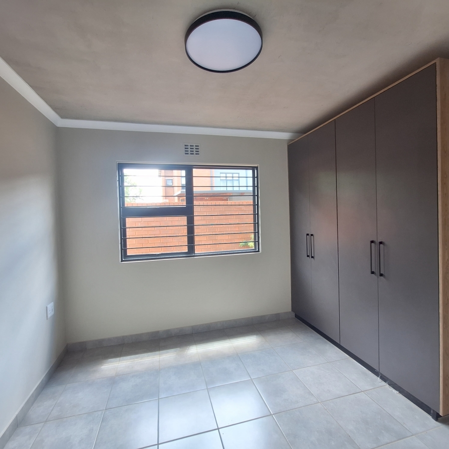 To Let 2 Bedroom Property for Rent in Sinoville Gauteng