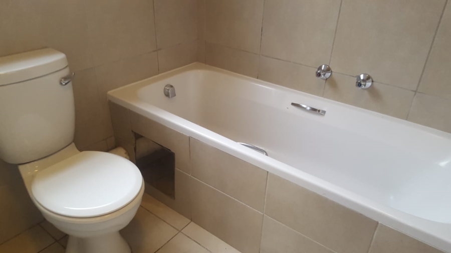 2 Bedroom Property for Sale in Montana Gauteng
