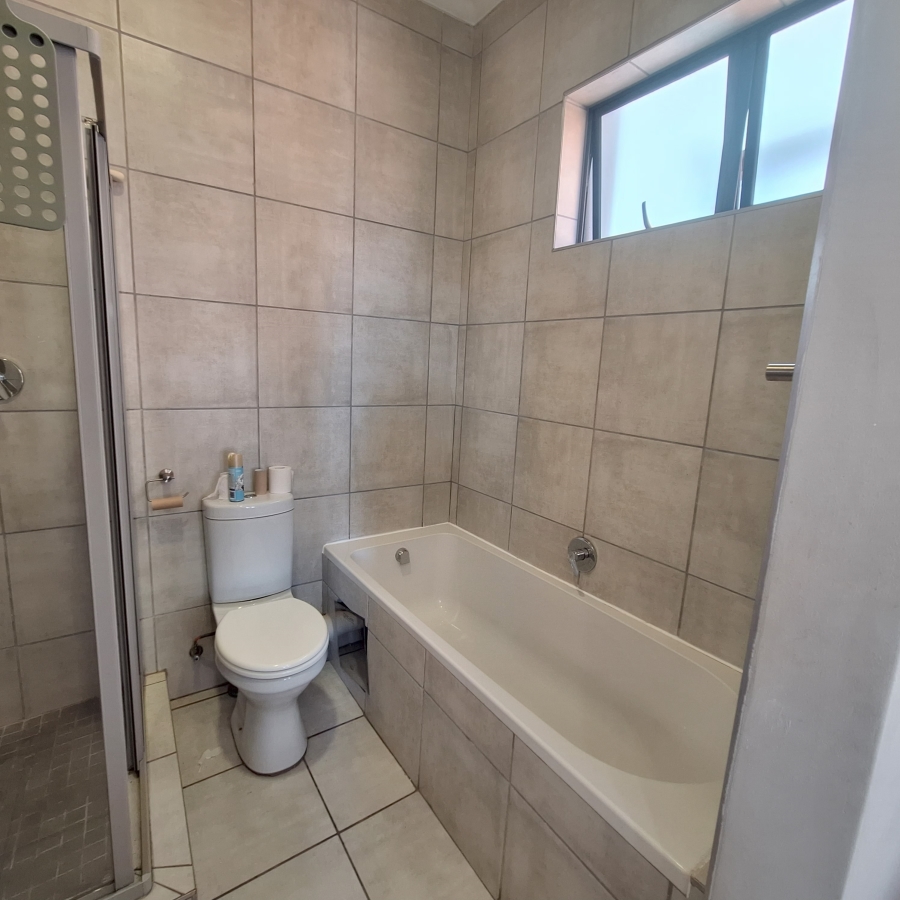 To Let 3 Bedroom Property for Rent in Montana Gauteng