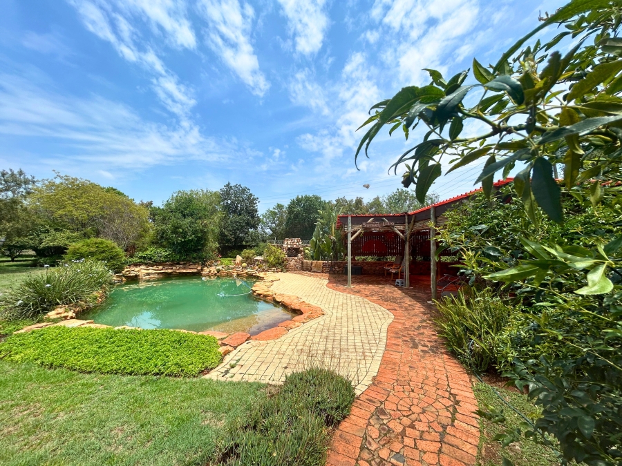 4 Bedroom Property for Sale in Gerardsville Gauteng