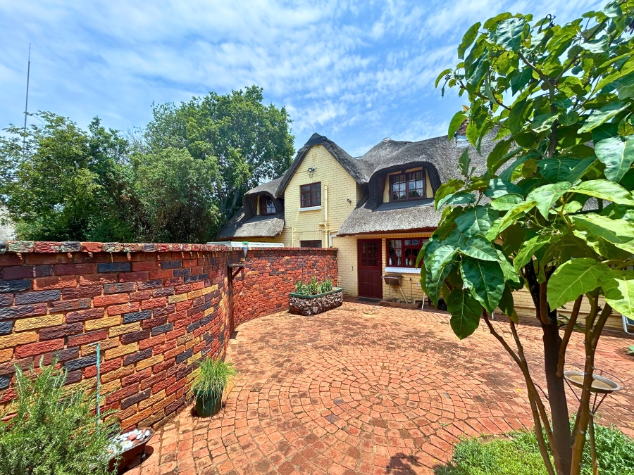 4 Bedroom Property for Sale in Gerardsville Gauteng