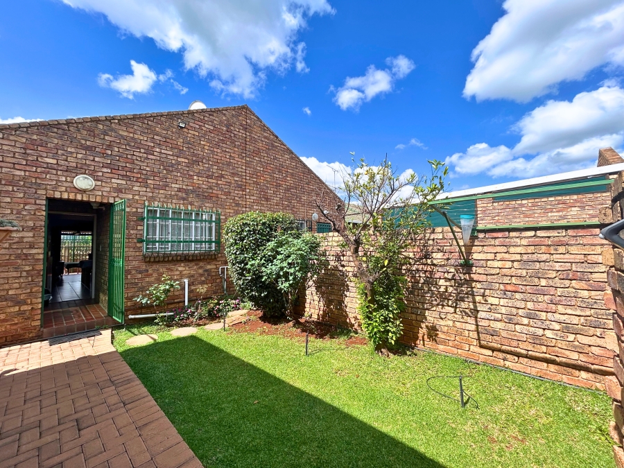 3 Bedroom Property for Sale in Doornpoort Gauteng