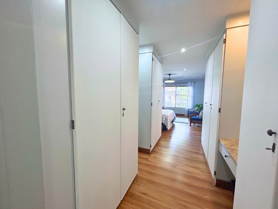 4 Bedroom Property for Sale in Eldoraigne Gauteng