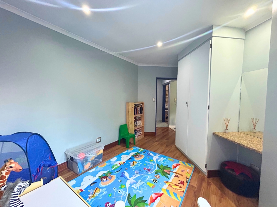 4 Bedroom Property for Sale in Eldoraigne Gauteng