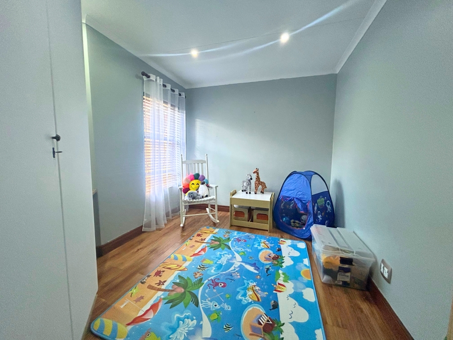 4 Bedroom Property for Sale in Eldoraigne Gauteng