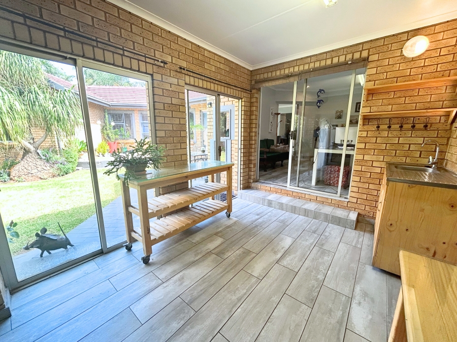 4 Bedroom Property for Sale in Eldoraigne Gauteng