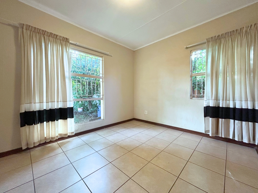 3 Bedroom Property for Sale in Die Hoewes Gauteng