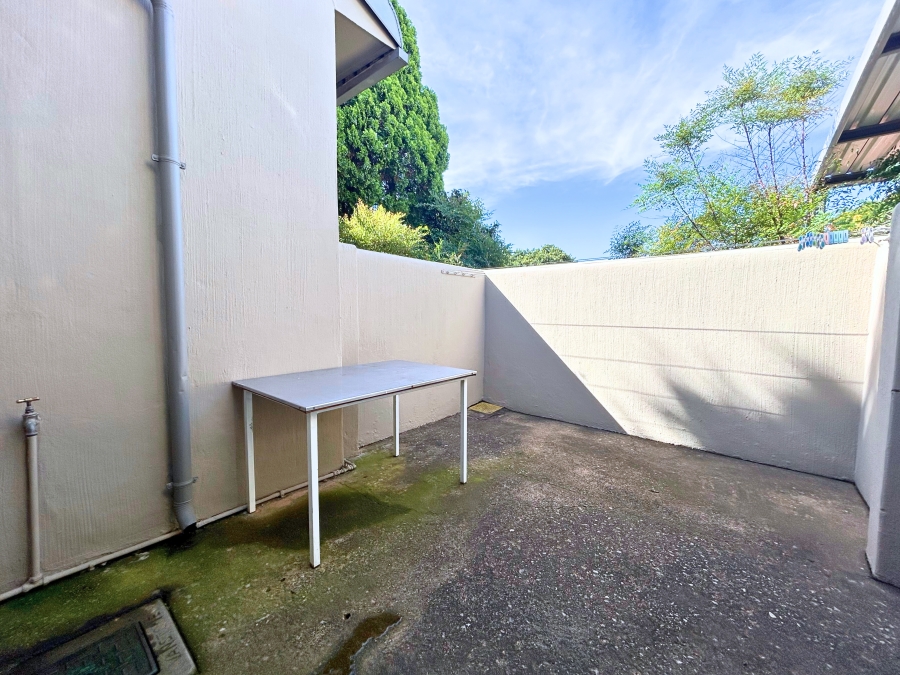 3 Bedroom Property for Sale in Die Hoewes Gauteng