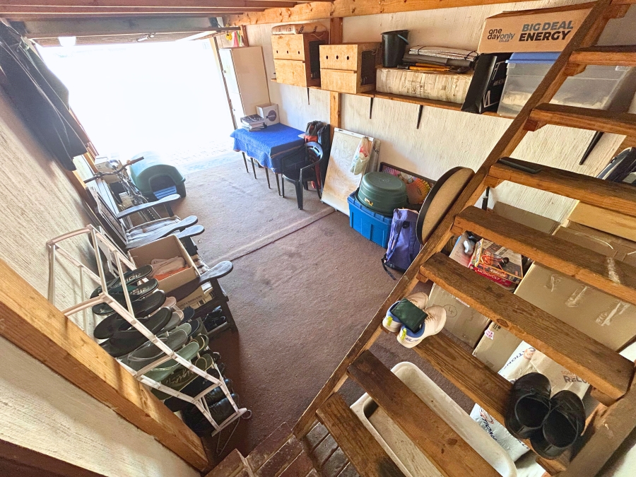 3 Bedroom Property for Sale in Die Hoewes Gauteng