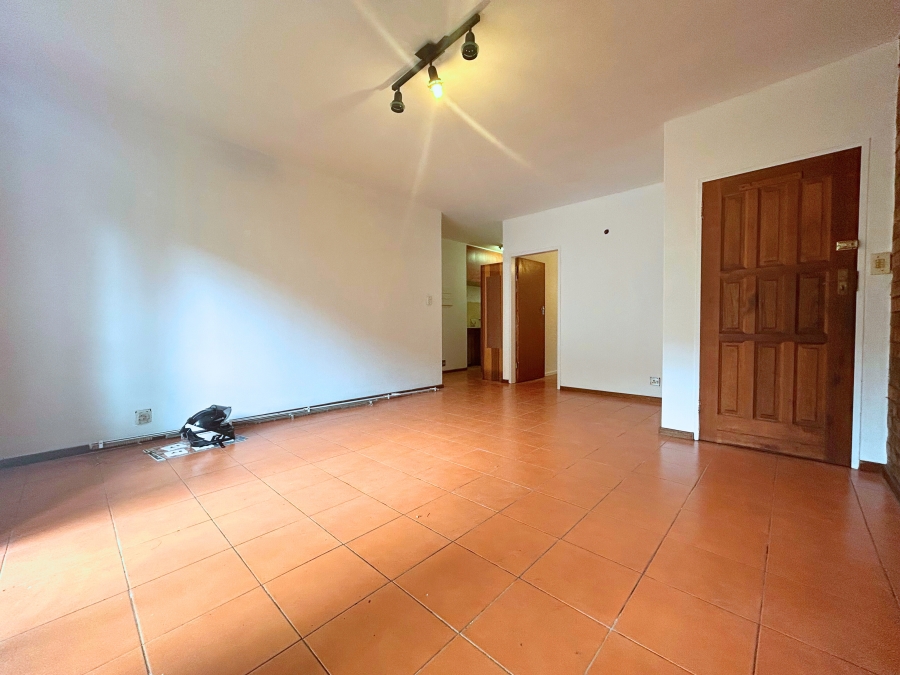 2 Bedroom Property for Sale in Zwartkop Gauteng