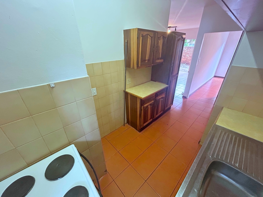 2 Bedroom Property for Sale in Zwartkop Gauteng