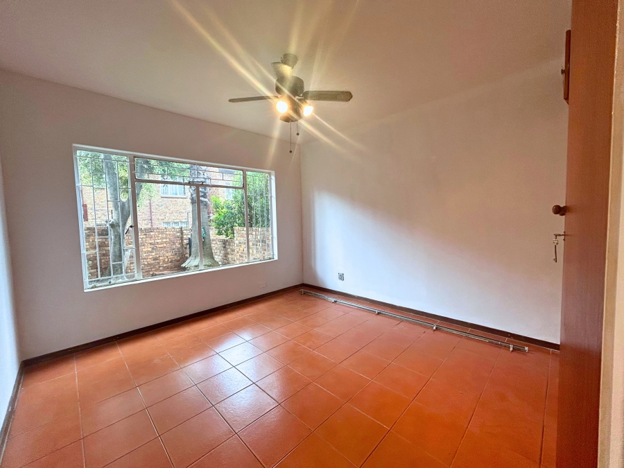 2 Bedroom Property for Sale in Zwartkop Gauteng