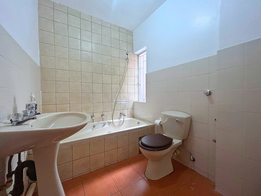 2 Bedroom Property for Sale in Zwartkop Gauteng