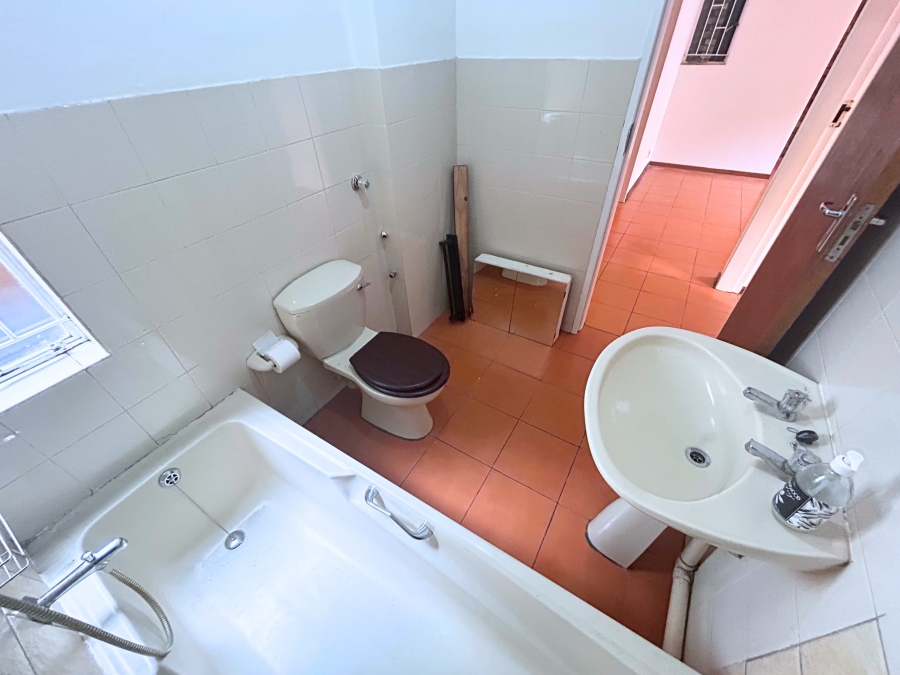 2 Bedroom Property for Sale in Zwartkop Gauteng