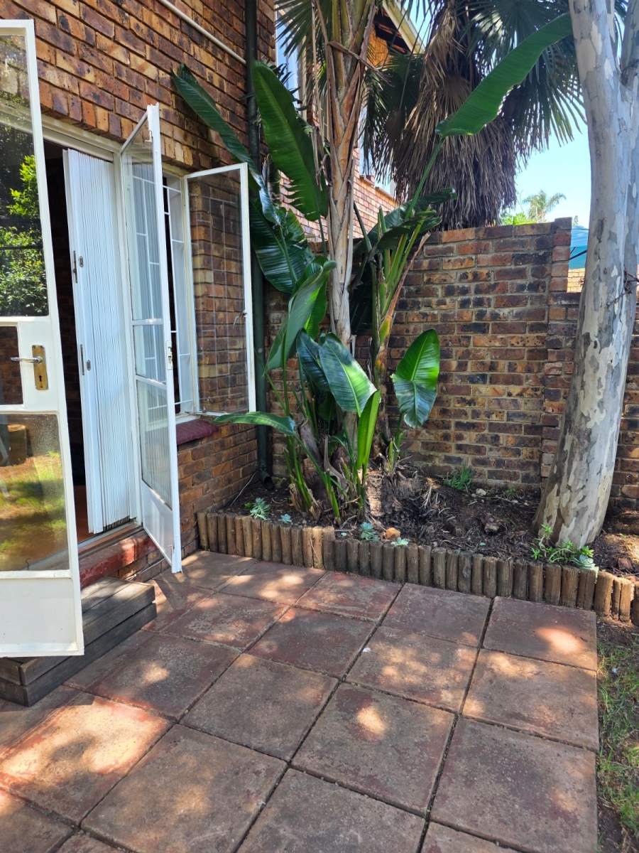 2 Bedroom Property for Sale in Zwartkop Gauteng