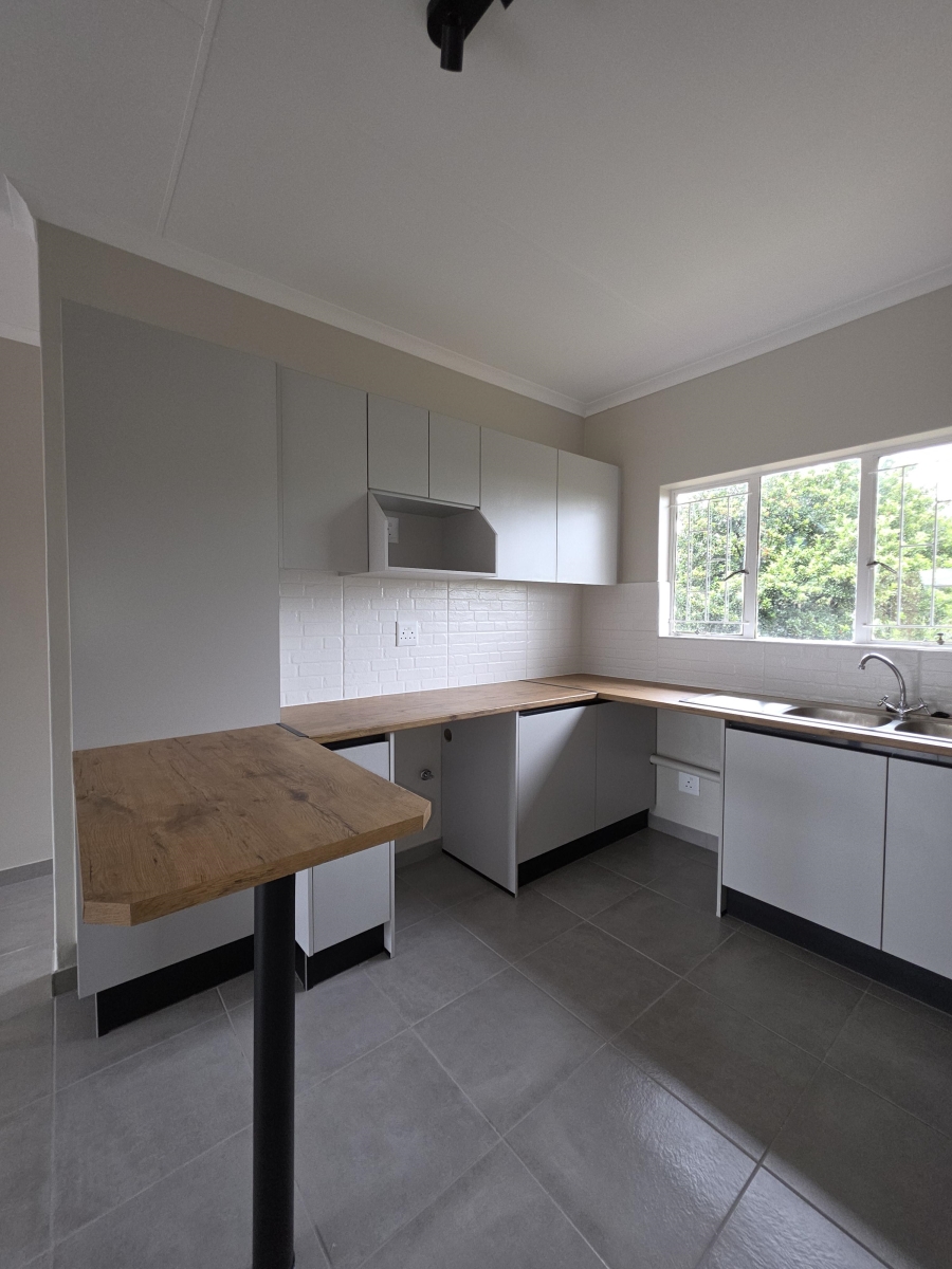 2 Bedroom Property for Sale in Pierre Van Ryneveld Gauteng