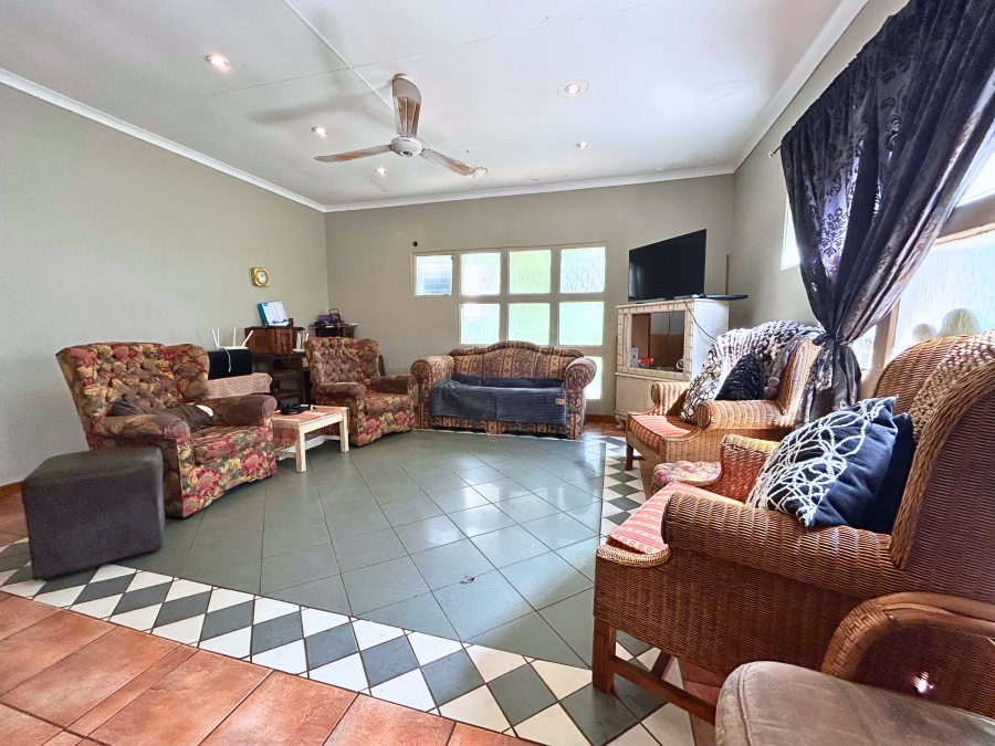 3 Bedroom Property for Sale in Kameeldrift East Gauteng