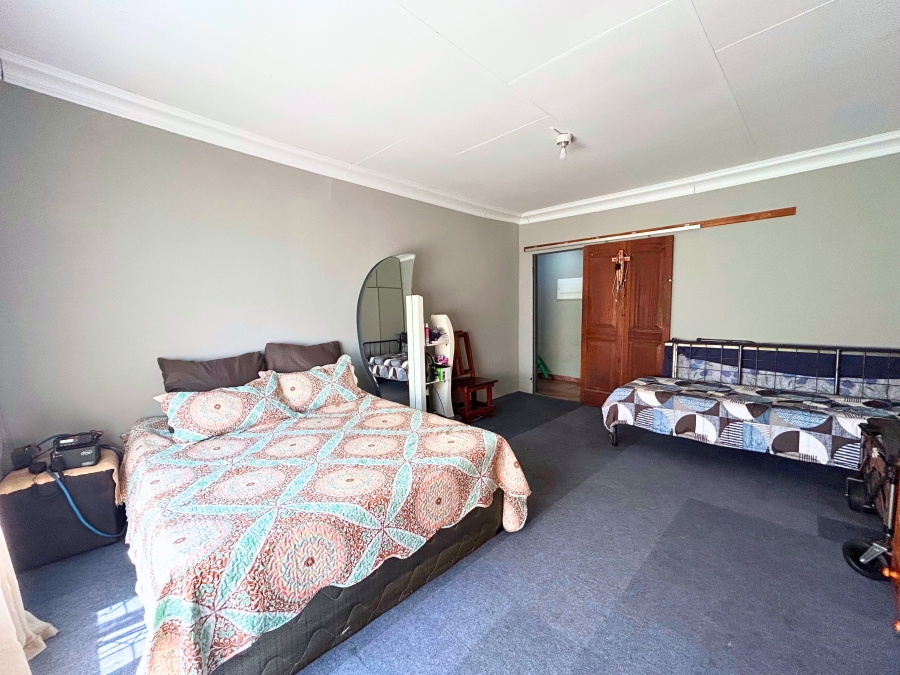 3 Bedroom Property for Sale in Kameeldrift East Gauteng